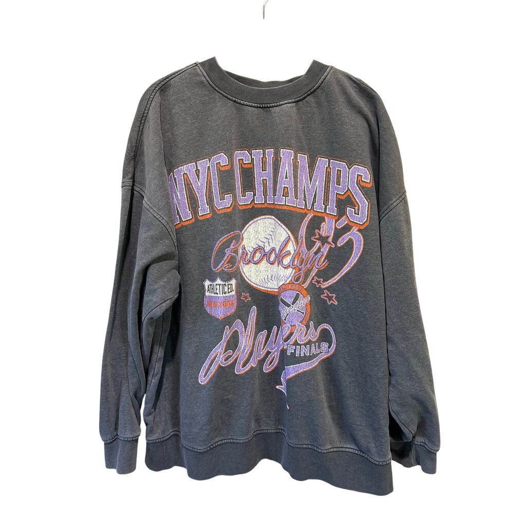 H&M graphic crew neck sweatshirt adult size M NY Brooklyn grey